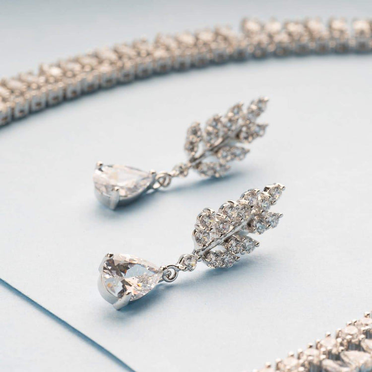 Swarovski Crystal Heart Floral Vine Leaves Necklace, Long Bridal Jewel –  TheMillenniumBride